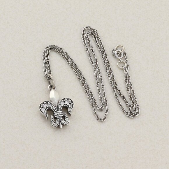 Sterling Silver Diamond Fleur de lis Necklace 18 inch Chain - Picture 4 of 5